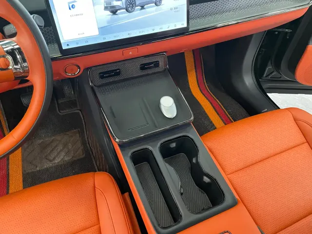 Toyota BoZhi 3X — Фото автомобиля 10