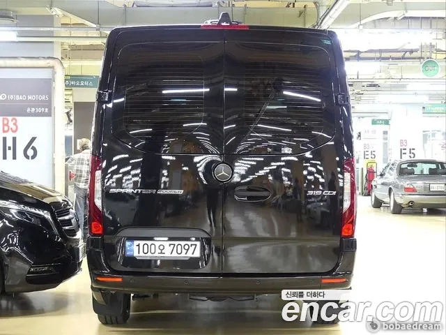 Mercedes-Benz Sprinter — Фото автомобиля 3