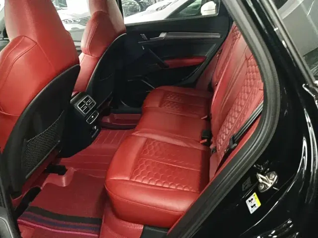 Audi Q5L — Фото автомобиля 16