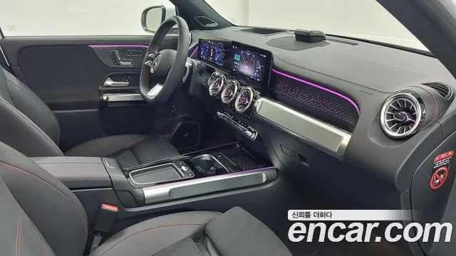 Mercedes-Benz EQB — Фото автомобиля 9