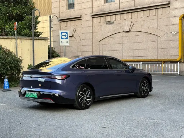 Baojun Xiangjing — Фото автомобиля 9