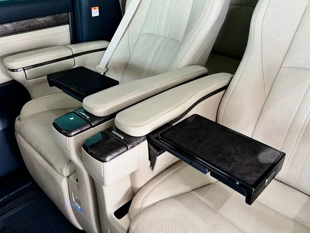 Toyota Alphard — Фото автомобиля 19