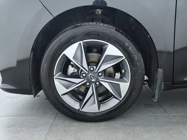 GAC Trumpchi M6 — Фото автомобиля 17