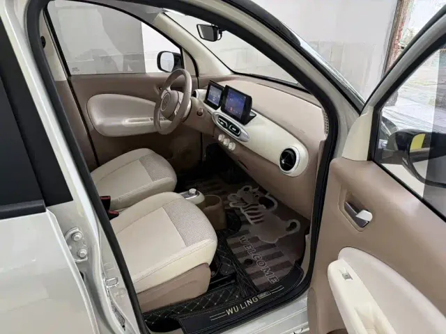 Wuling Hongguang Mini EV — Фото автомобиля 14