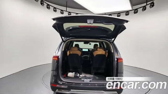 Kia Canival Carnival 4 поколение Дизель 9 мест Signature — Фото автомобиля 20
