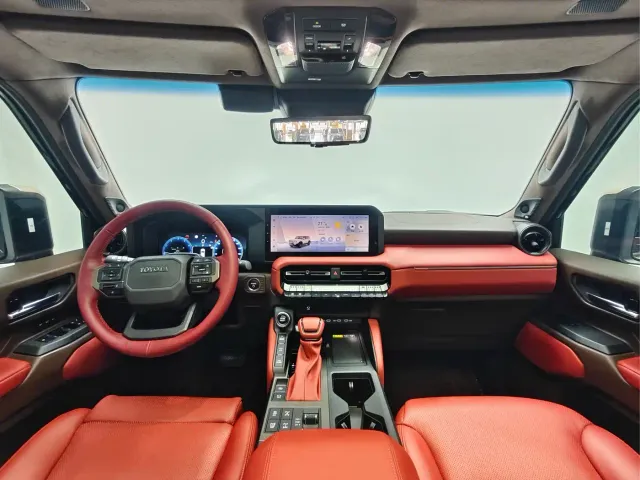 Toyota Prado — Фото автомобиля 6