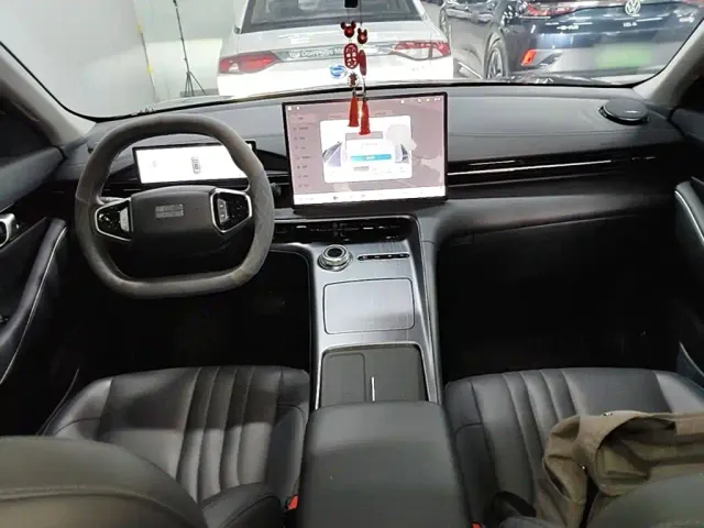 Geely Galaxy E5 — Фото автомобиля 9