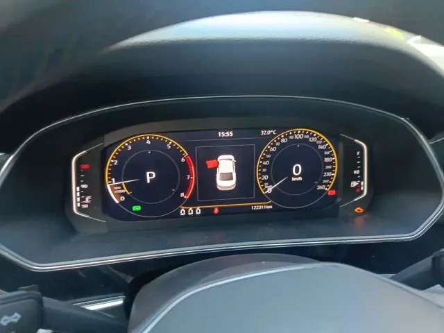 Volkswagen Passat — Фото автомобиля 7