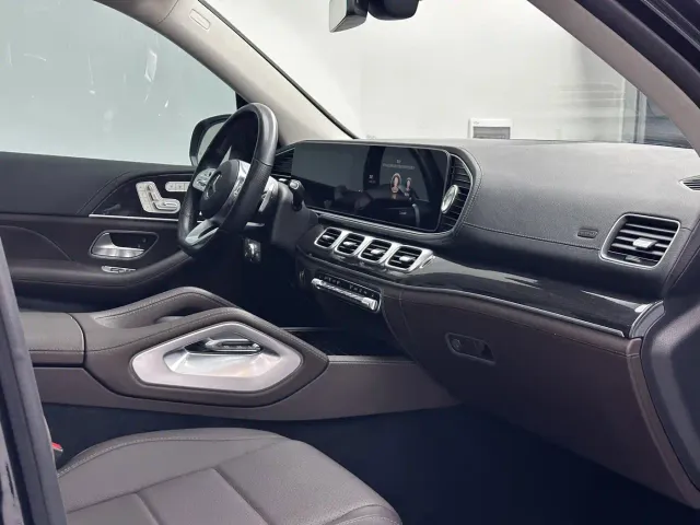 Mercedes-Benz GLS-Class — Фото автомобиля 15