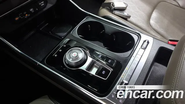 Kia Carnival 4th Gen — Фото автомобиля 12