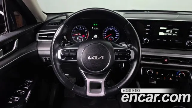 Kia K5 Generation 3 — Фото автомобиля 18