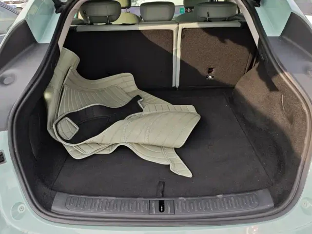 IM Motors LS6 — Фото автомобиля 4