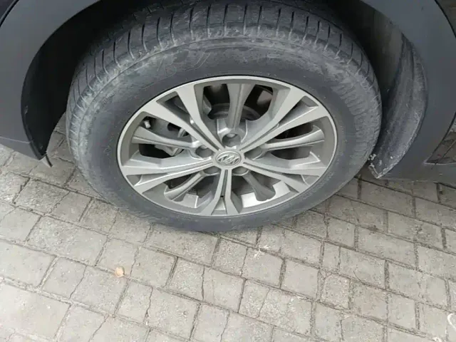 Buick Envision Plus — Фото автомобиля 22