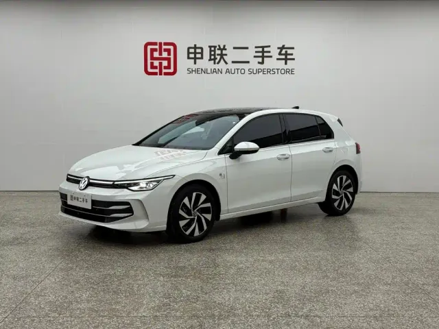 Фотография автомобиля — Volkswagen Golf
