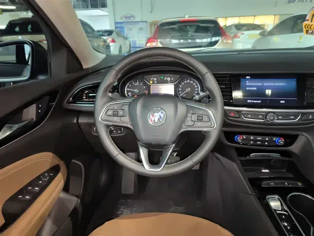 Buick Regal — Фото автомобиля 9