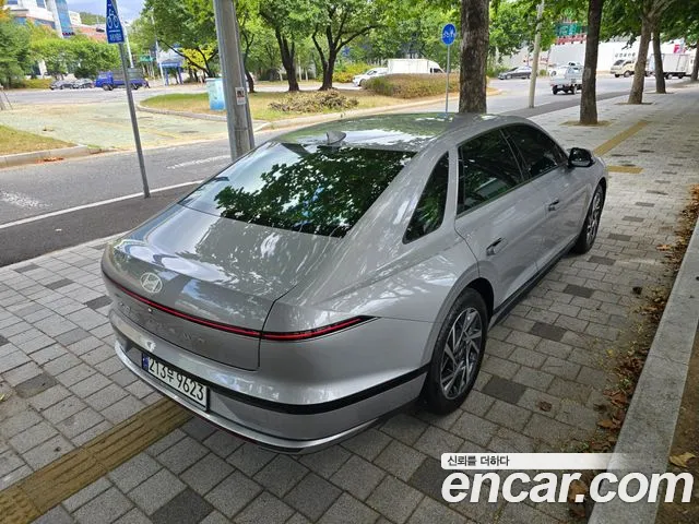 Hyundai Grandeur Grandeur (GN7) 2.5 Бензин 2WD — Фото автомобиля 3