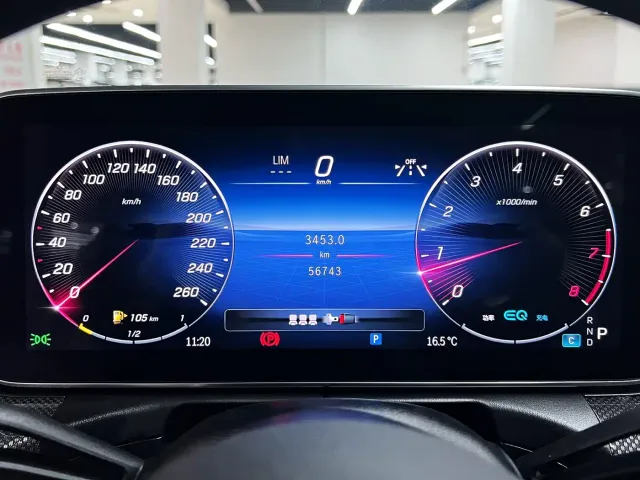 Mercedes-Benz C-Class — Фото автомобиля 9