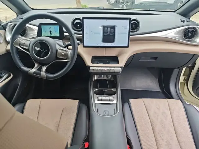 BYD Dolphin 2023 420km Fashion Edition — Фото автомобиля 9
