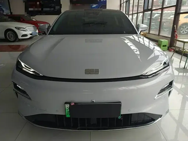Geely Galaxy Xingyao 8 — Фото автомобиля 2