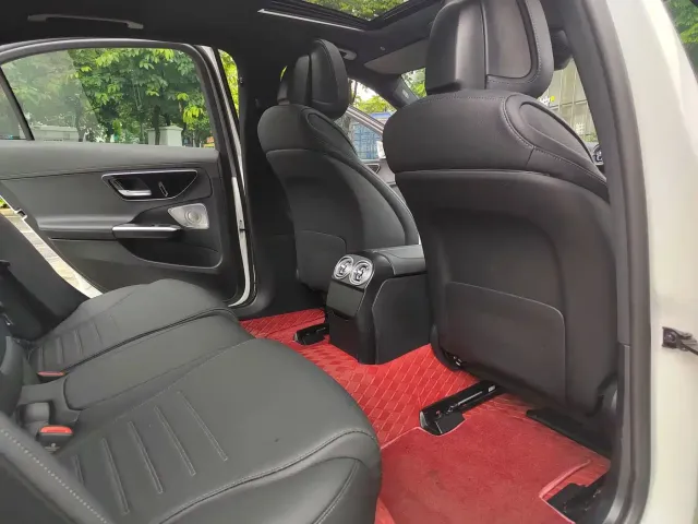Mercedes-Benz C-Class — Фото автомобиля 26