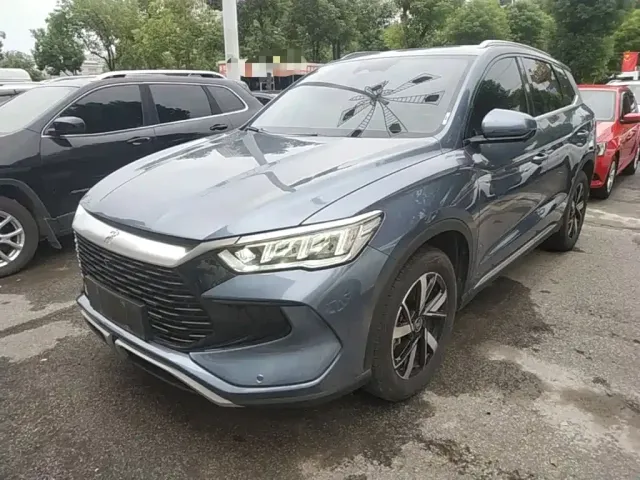 Фотография автомобиля — BYD Song Pro