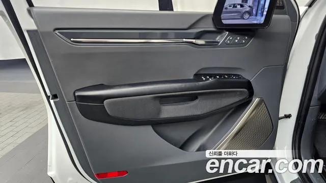 Kia EV9 — Фото автомобиля 13