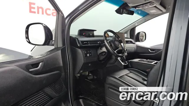 Hyundai Staria — Фото автомобиля 10