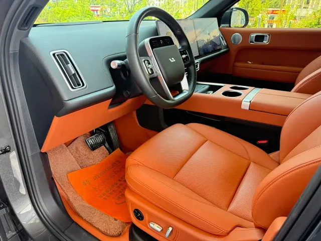 Li Auto L6 — Фото автомобиля 4