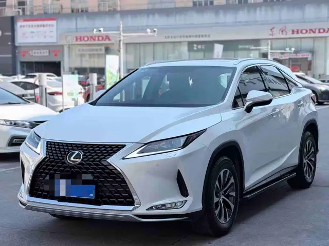 Lexus RX — Фото автомобиля 3