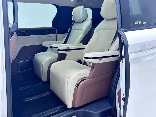 BYD Xia — Фото автомобиля 8