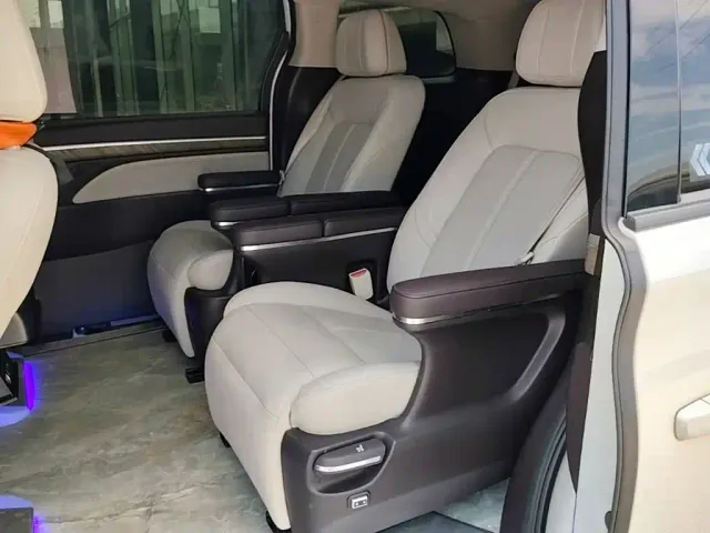 GAC Trumpchi M8 — Фото автомобиля 16