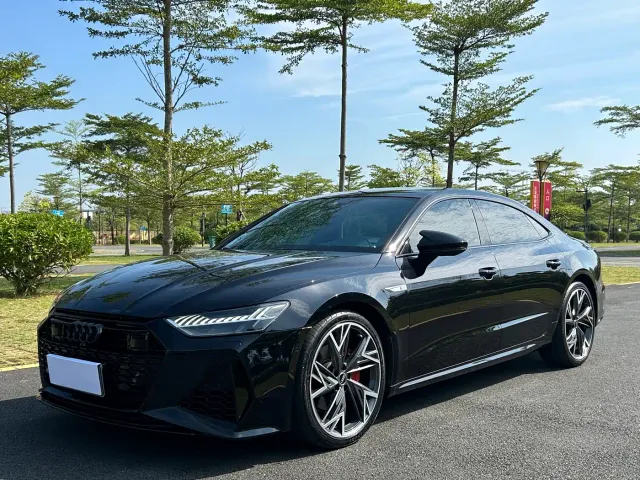 Фотография автомобиля — Audi A7L