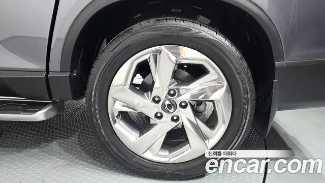 KG_Mobility_Ssangyong Rexton Новый Rexton Sport Дизель 2.2 4WD — Фото автомобиля 21