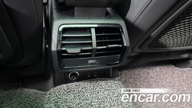 Audi Q3 35 TDI Premium — Фото автомобиля 28