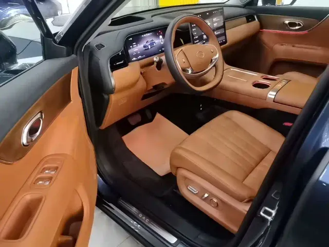 GAC Trumpchi Xiangwang S9 — Фото автомобиля 15