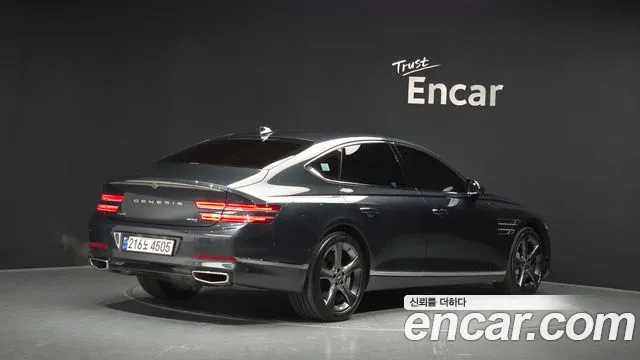 Фотография автомобиля — Genesis G80 RG3