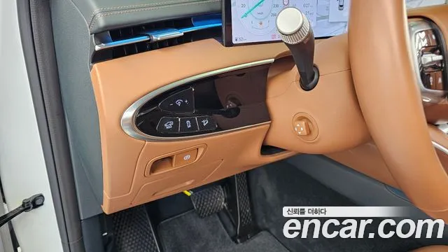 Genesis GV70 — Фото автомобиля 22