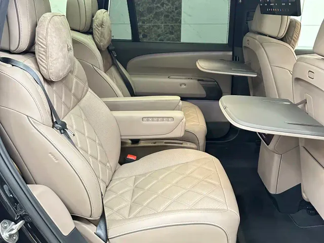 Li Auto L9 — Фото автомобиля 14