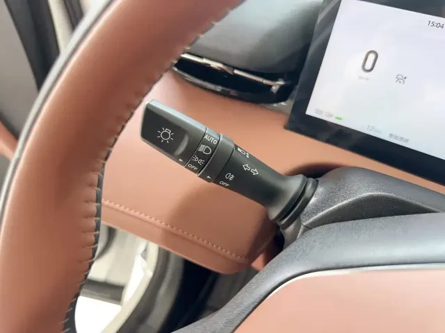 Changan Changan UNI-Z New Energy 2024 Blue Whale Smart Electric iDD 125km Excellence Model — Фото автомобиля 19
