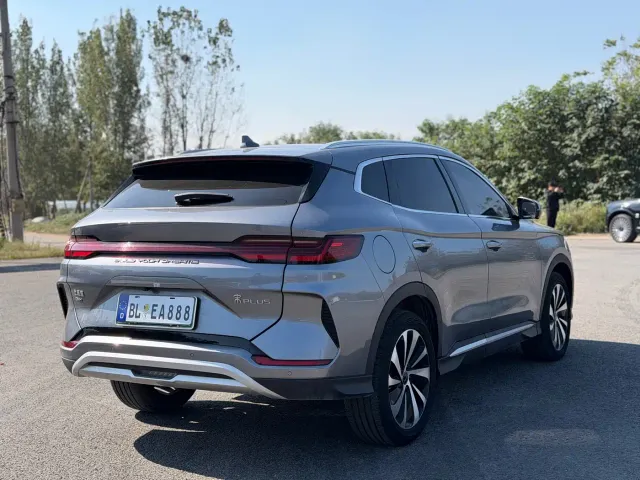 BYD Song PLUS — Фото автомобиля 11
