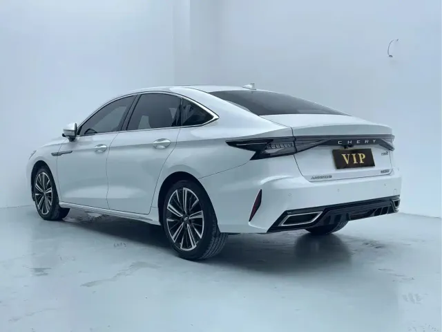 Chery Arrizo 8 — Фото автомобиля 9