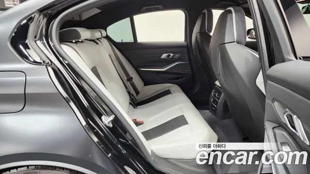 BMW M3 G80 — Фото автомобиля 11