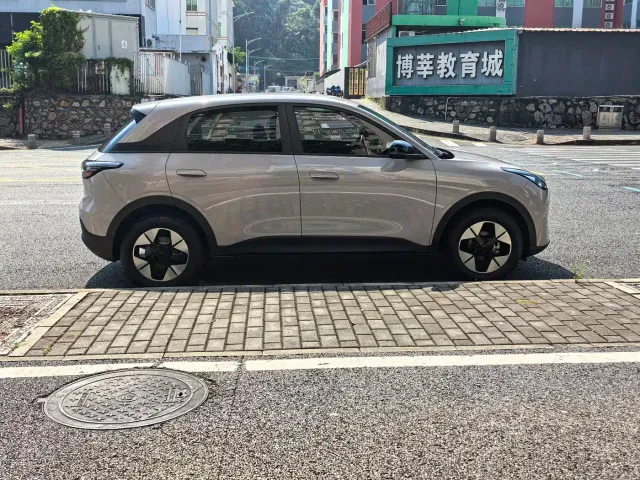 Geely Starry Wish — Фото автомобиля 5