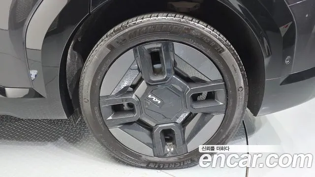 Kia EV9 — Фото автомобиля 21