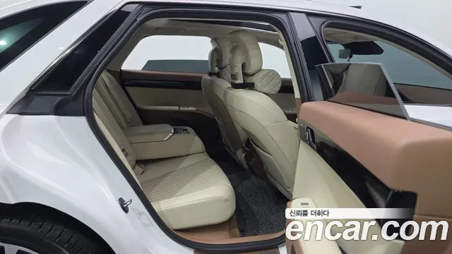 Hyundai Grandeur GN7 — Фото автомобиля 11