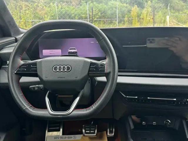 Audi Q6L e-tron — Фото автомобиля 22