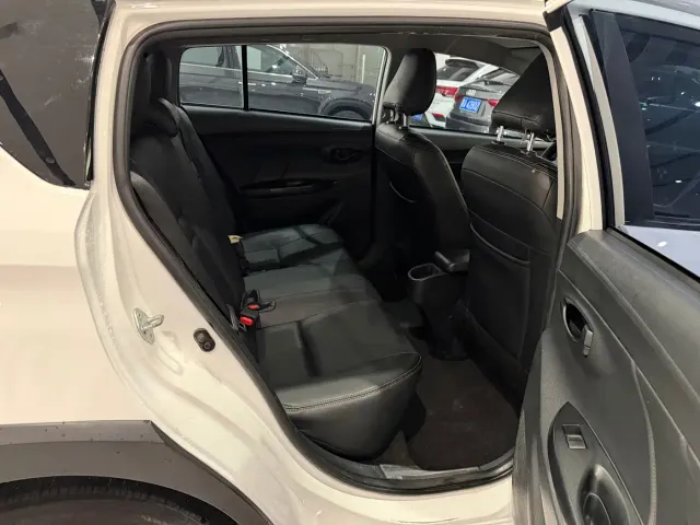 Toyota YARiS L Zhi Xuan — Фото автомобиля 11