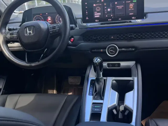 Honda Accord — Фото автомобиля 2