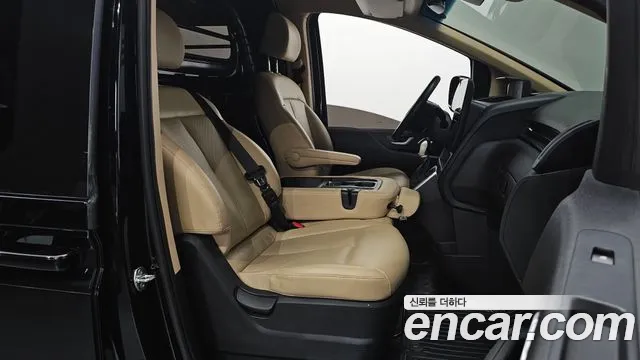 Hyundai Staria Staria L3.5 Карго 3 места — Фото автомобиля 10