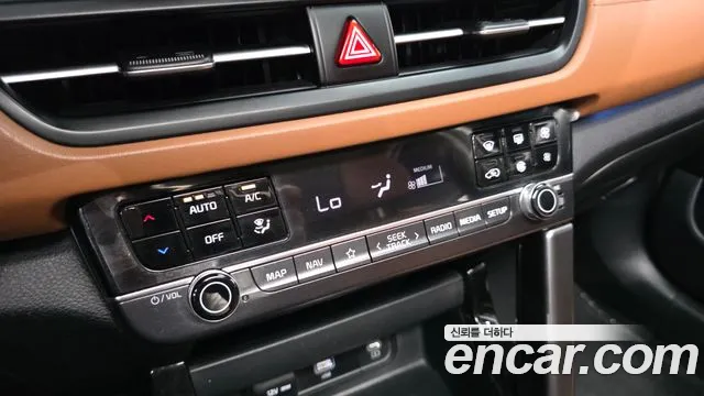 Kia Seltos Новый Seltos Бензин 2.0 2WD — Фото автомобиля 17
